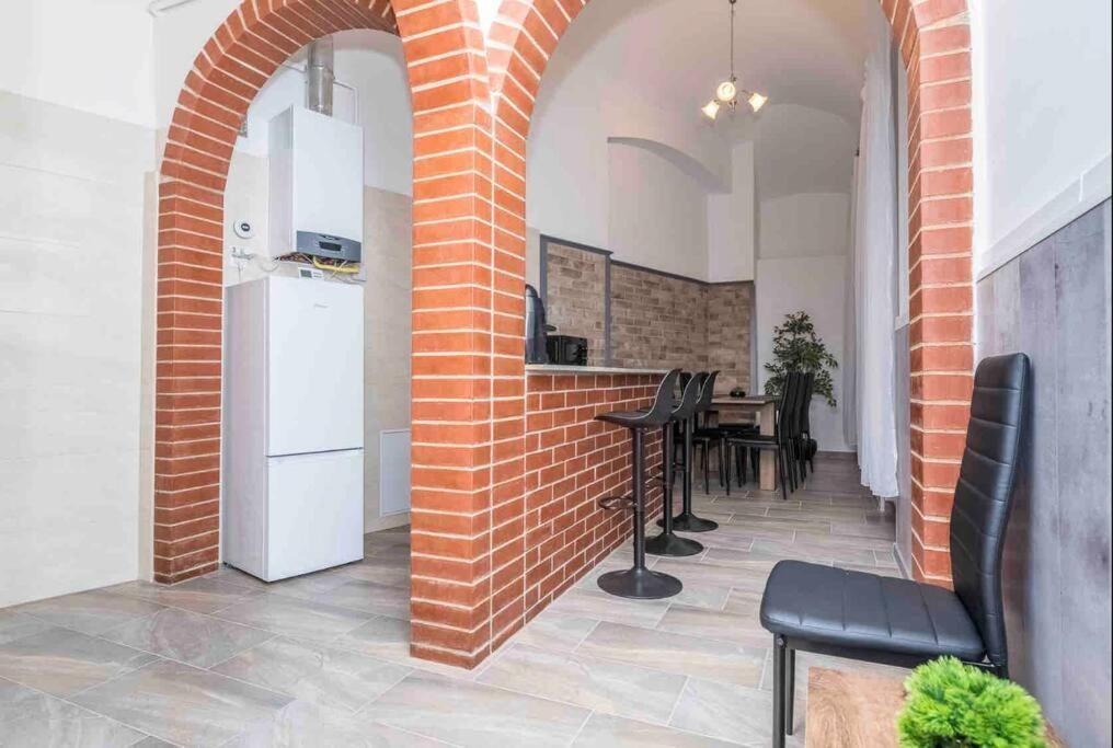 D3 Basilica Luxury Spacious Free Parking For 1 Car Budapest Esterno foto