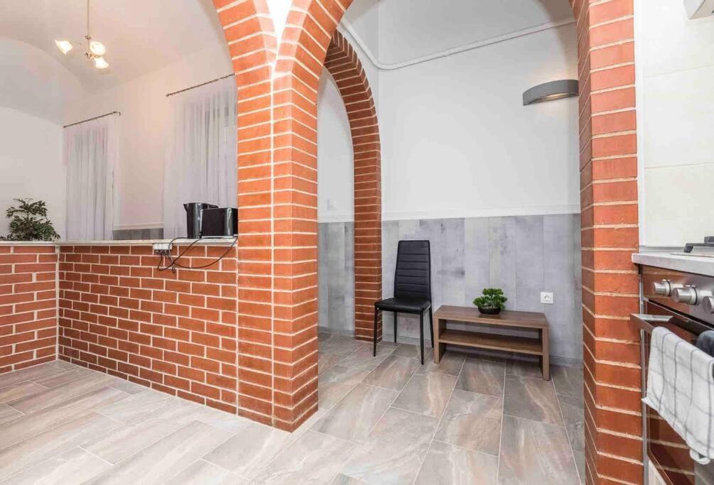 D3 Basilica Luxury Spacious Free Parking For 1 Car Budapest Esterno foto